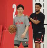 八村塁、河村勇輝がキャンプイン