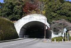 塙田トンネルの上は？