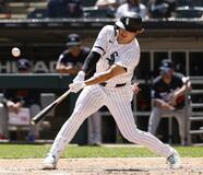 大リーグ、村上が適時二塁打
