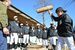 元気にきねを振り下ろす宇都宮ポニーの選手