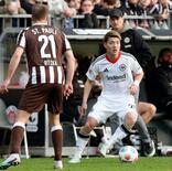 藤田フル出場、堂安は途中から