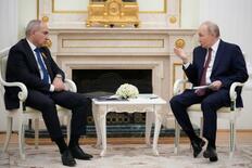 脱ロシア・和平支持、野党苦戦