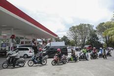 【ホルムズ海峡封鎖】アジア直撃、省エネにかじ