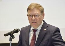 独外相、中国軍拡けん制