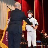 聖地に校歌響かせる　石橋高に選抜旗授与