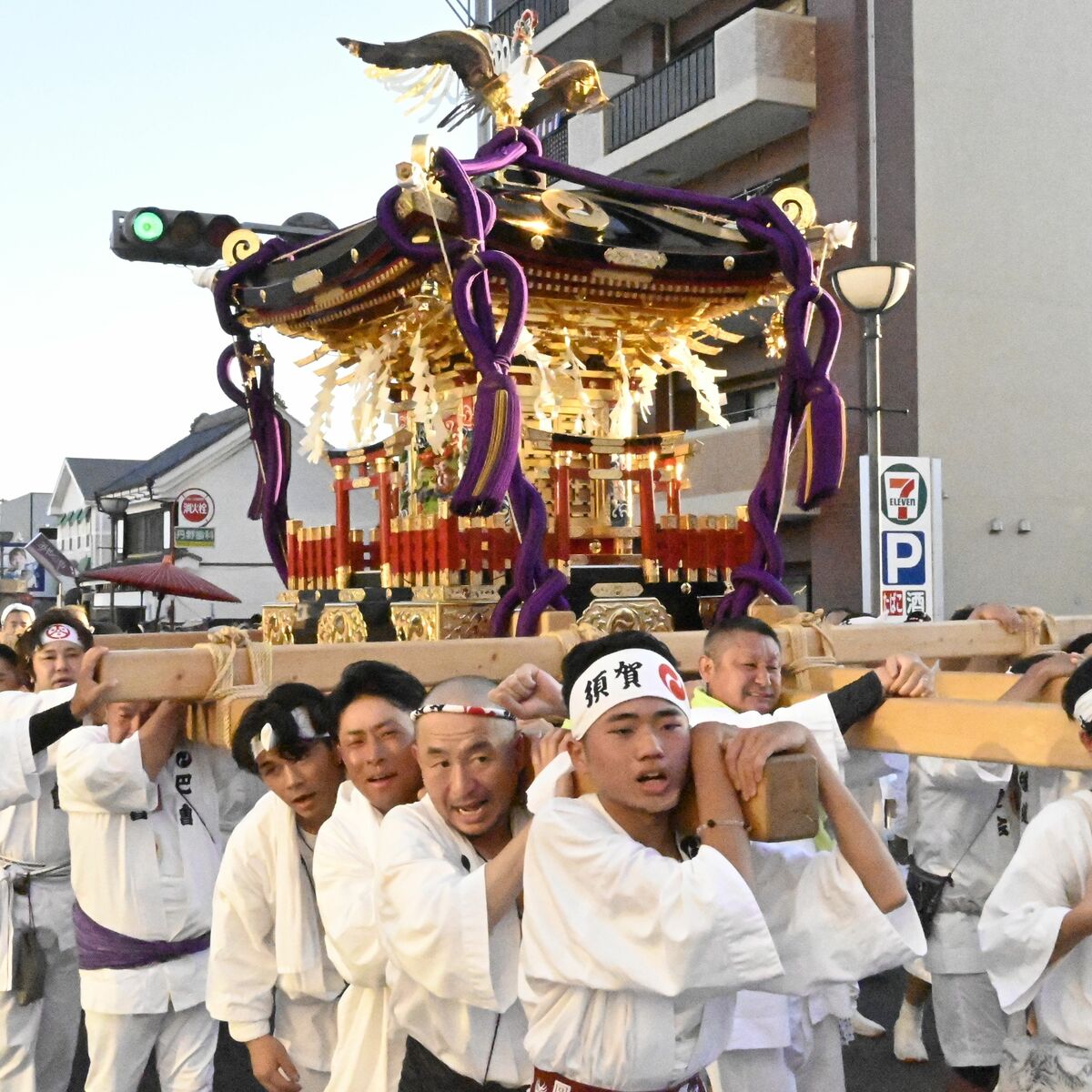 猛暑忘れる熱気 祇園祭の神輿渡御、無病息災祈る 小山・須賀神社｜県内