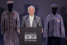 生存者「再び憎悪と暴力」