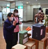 介護老人保護施設で「出張初詣」　宇都宮