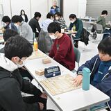 栃木県選手権将棋大会、阪本四段が４度目優勝　６年ぶり開催、アマ棋士16人が熱戦