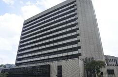 生活困窮者に期限切れ食品配布