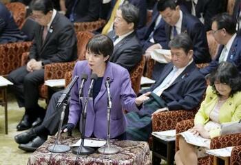 高市首相の独自話法、「高い説明能力に好感」の一方、論点ずらしや責任転嫁の危険も