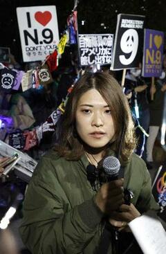 「憲法守れ」は政治的なのか？デモへの反応も両極端…その背景は？