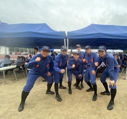 全国大会に出場する町消防団第１分団第１部のメンバー