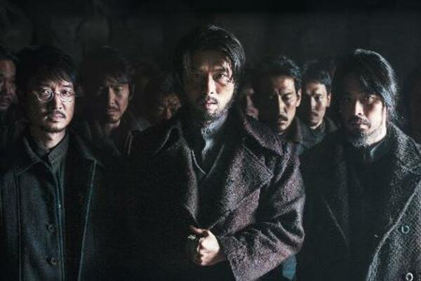 　映画「ハルビン」より（（Ｃ）２０２４　ＣＪ　ＥＮＭ　Ｃｏ．，Ｌｔｄ．，ＨＩＶＥ　ＭＥＤＩＡ　ＣＯＲＰ　ＡＬＬ　ＲＩＧＨＴＳ　ＲＥＳＥＲＶＥＤ）