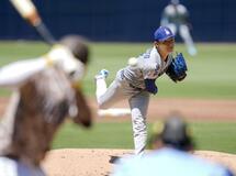 山本粘って１１勝目