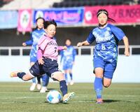 文星女、連覇飾る サッカー女子