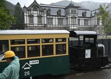 復元ガソリンカー展示
