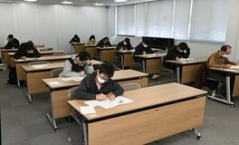 時事問題３０人が腕試し