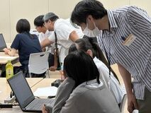 高校生向け体験型講座「KIT数理講座」を開催 ~タイリングと相対論で学ぶ“身近な数理の世界”~
