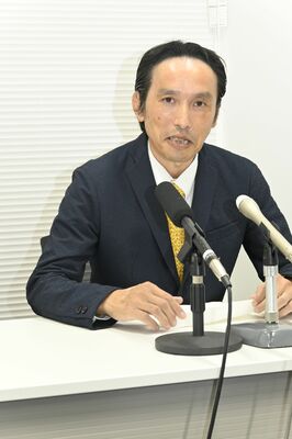 舘野崇泰氏