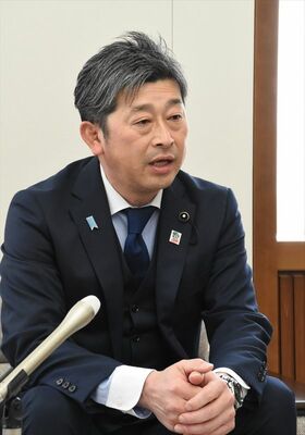 第118代副議長に就任した中島宏氏