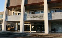 教諭、剣道部員の前で集中暴行か