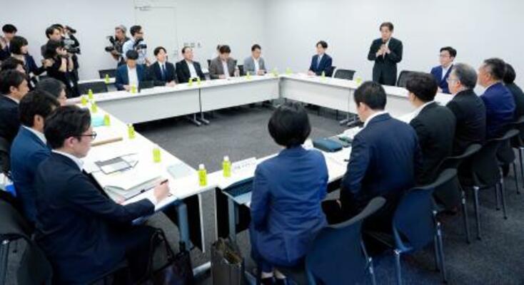 与野党が開いた選挙運動に関する協議会=16日午後、国会