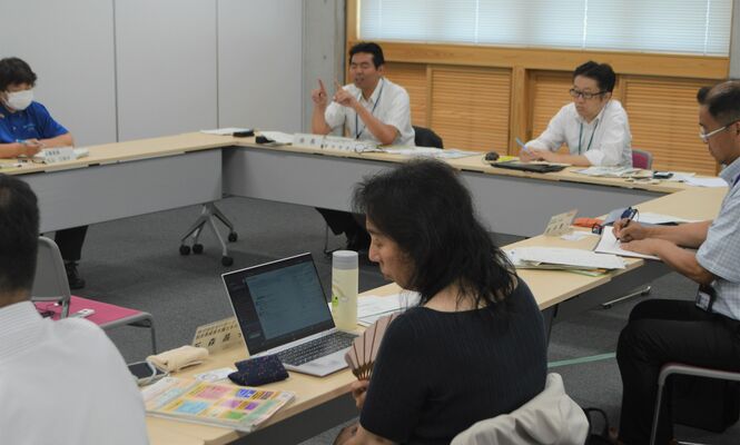 ロードマップ策定懇談会の初会合