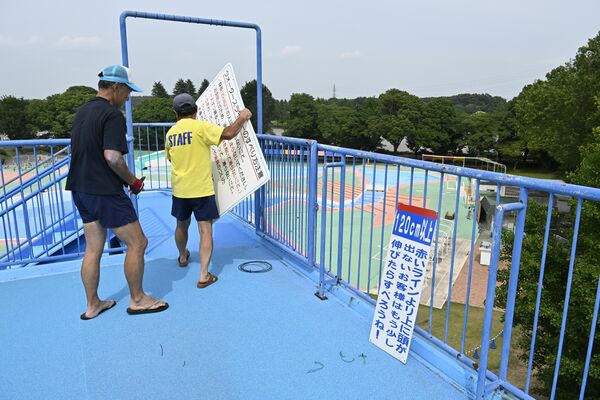 オープンに向け準備が進む一万人プール