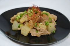＜梨のしゃきしゃき炒め＞梨のおいしさ新発見！