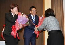 石坂氏、初陣飾る