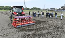 水稲の直播栽培３種を実証実験