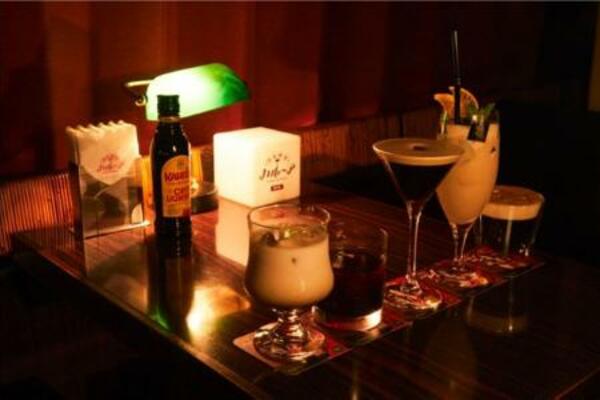 「深夜喫茶 カルーア」(昨年秋の期間限定イベントのイメージ画像)(提供写真)