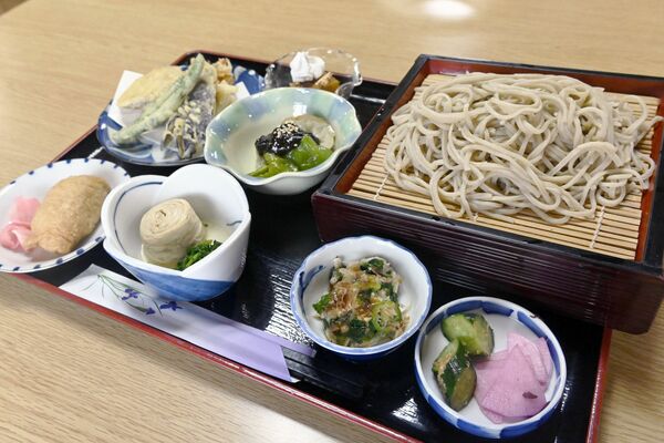 そばといなりセット