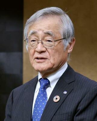 　エア・ウォーターの社長に就任し、取材に応じる千歳喜弘氏＝２９日午後、札幌市
