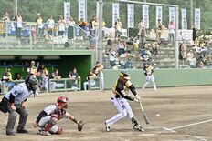 暑さ負けじと栃木ＧＢへ熱視線　下野新聞社冠試合に851人　信濃に１－４…