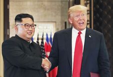 金氏、完全非核化約束 米朝首脳 初会談