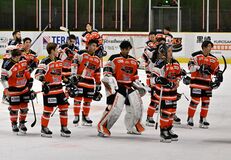 バックス今季最多失点で大敗　ＲＥ北海道に２－８
