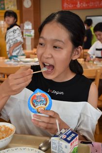 学校給食でアイスを提供 栃木