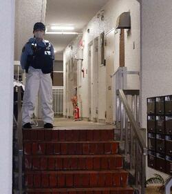 住宅の冷凍庫から男性の損壊遺体