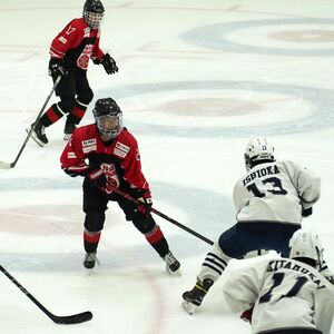 日光出身の小池・小平が挑む　女子アイスホッケー6日夜に初戦　悲願の4強へ「スマイルジャパン」出陣