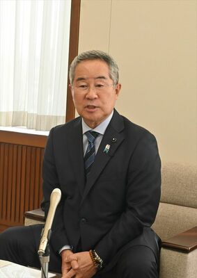 第111代議長に就任した日向野義幸氏