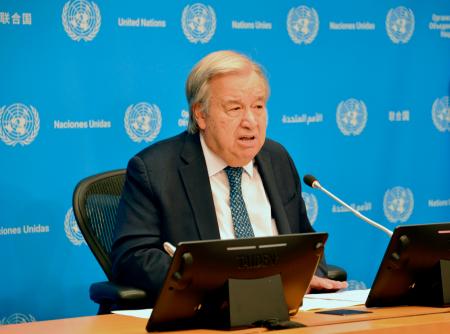 記者会見する国連のグテレス事務総長=16日、米ニューヨークの国連本部(共同)
