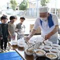 佐野ラーメンの伝統、次世代へ　「南天」店主が園児100人に振る舞う　20年続く人気イベント
