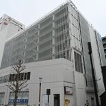 「呪術廻戦」に宇都宮駅西口に似た景色？　そっくりな立体駐車場が登場、ア…