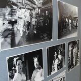 成人式に臨む着物姿の女性、学校行事...　閉山年の足尾写した写真展　若者らの姿収めた100点並ぶ