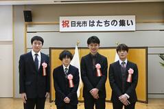 栗山出身４人 みんなで笑顔  