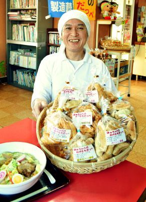 中華屋文珍楼店主の白川文夫さん