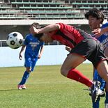 矢板中央５年ぶりＶ　県高校新人サッカー　国学栃木、追い上げ実らず