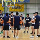 ブレックス、今季初チーム練習　新シーズン開幕に向け「身が締まる」